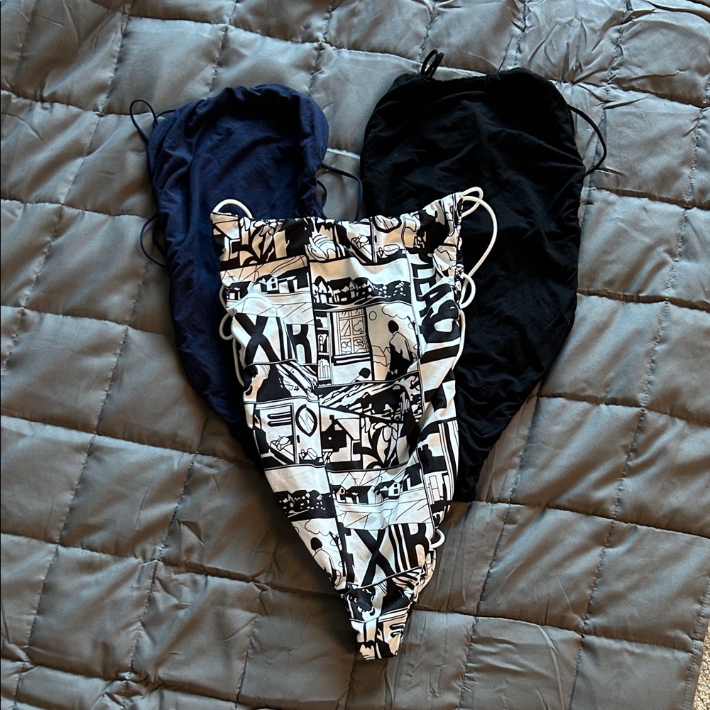 Graphic Print and Solid Face Masks Set